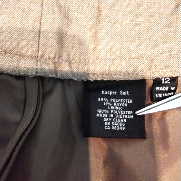 KASPER Ladies lined 2 piece pant suit, size 12 - Picture 12 of 16